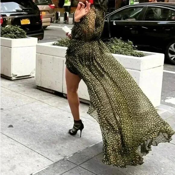 CAROLINE CONSTAS Vivian Winter Rose Black Floral Full Length 100% Silk Dress XS - Picture 10 of 15